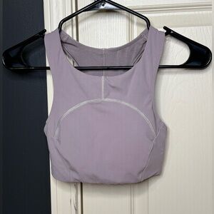101. Lululemon Tough Train High Neck Bra, sz4, C-D Cup